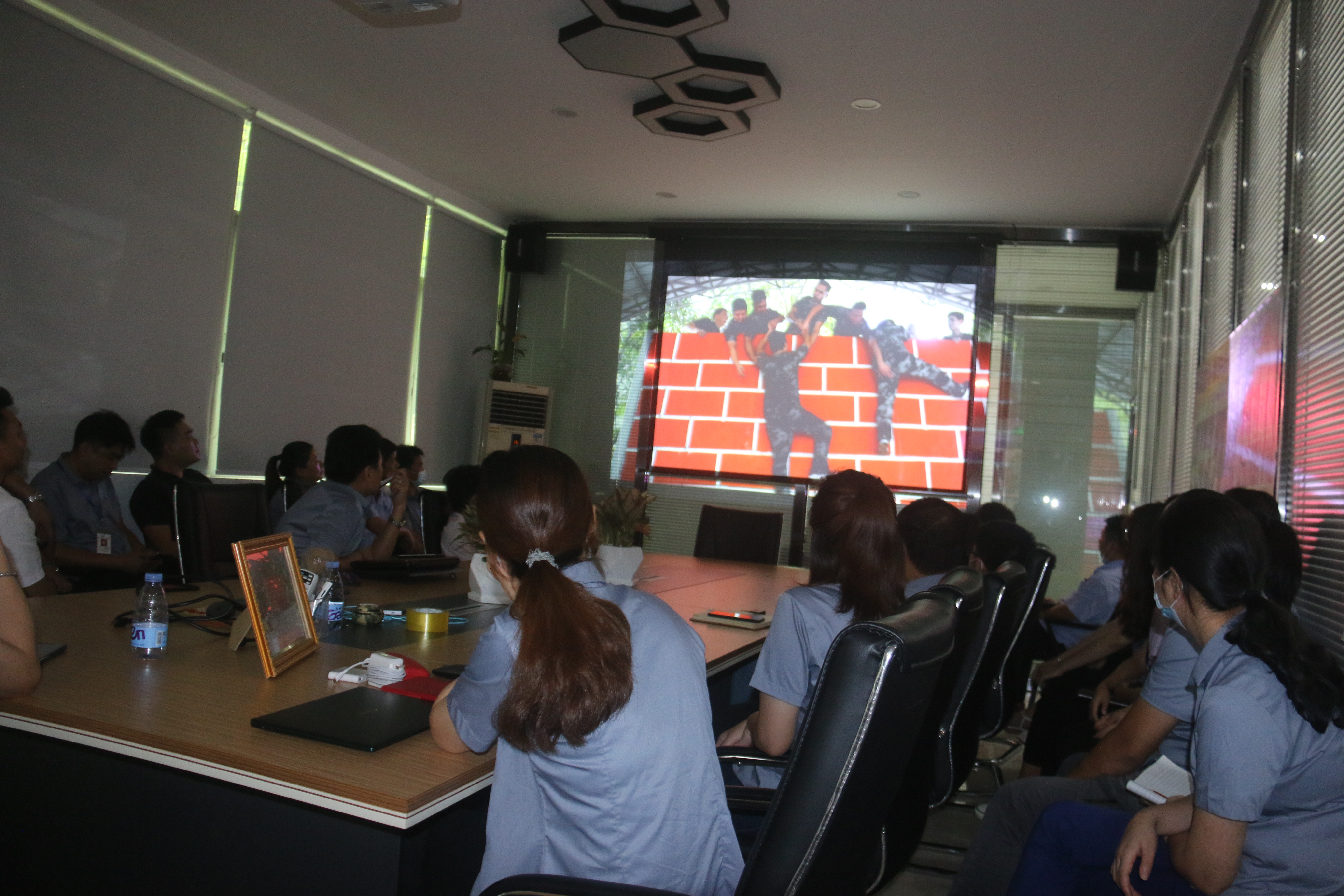 同心協(xié)力、贏在執(zhí)行、共創(chuàng)輝煌-深圳譽(yù)格拓展訓(xùn)練回顧